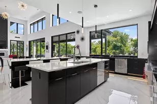 556 Middle Rd, Boxborough, MA 01719 - Photo 11