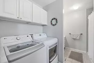 40 William Onthank Ln, Southborough, MA 01772 - Photo 19