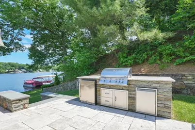 6 Iroquois Dr, Southwick, MA 01077 - Photo 29