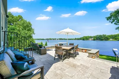 6 Iroquois Dr, Southwick, MA 01077 - Photo 5