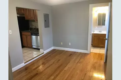 6 R Salem  Street #5, Woburn, MA 01801 - Photo 5