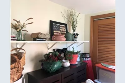 8-10 Pleasant Street, Leicester, MA 01524 - Photo 11