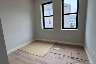 403 Division St, Fall River, MA 02721 - Photo 7