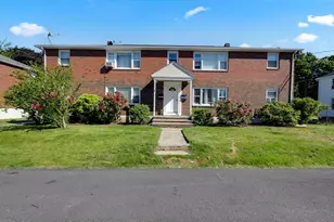 10 Vecchia St, Webster, MA 01570 - Photo 1