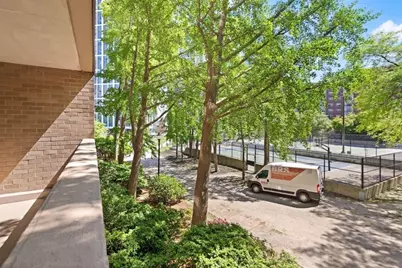 9 Hawthorne Place #2J, Boston, MA 02114 - Photo 9