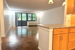 9 Hawthorne Pl, Boston, MA 02114 - Photo 3