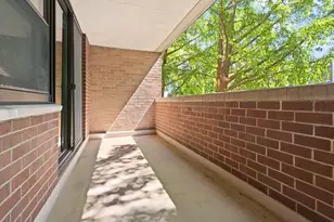 9 Hawthorne Pl, Boston, MA 02114 - Photo 7