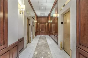 9 Hawthorne Pl, Boston, MA 02114 - Photo 19