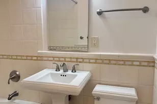 9 Hawthorne Pl, Boston, MA 02114 - Photo 13