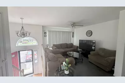 297 Elm St, Somerset, MA 02726 - Photo 23