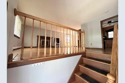 297 Elm St, Somerset, MA 02726 - Photo 5