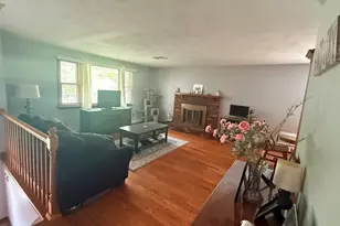 297 Elm St, Somerset, MA 02726 - Photo 9
