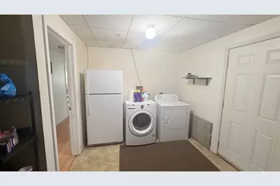 297 Elm St, Somerset, MA 02726 - Photo 27