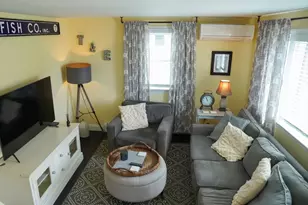 16 Dartmouth St, Barnstable, MA 02601 - Photo 7