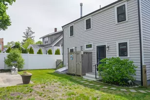 16 Dartmouth St, Barnstable, MA 02601 - Photo 19