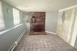 297 Elm St, Somerset, MA 02726 - Photo 15