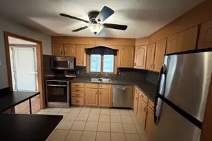 297 Elm St, Somerset, MA 02726 - Photo 7