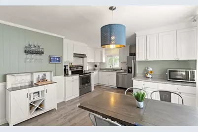67 Beach Ave, Swampscott, MA 01907 - Photo 13