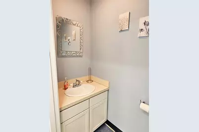 25 Bridge St #4, Billerica, MA 01821 - Photo 7