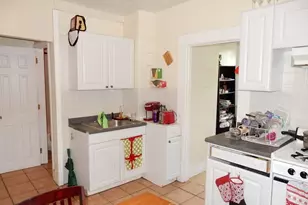 274 Cambridge St, Boston, MA 02114 - Photo 7