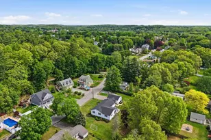 11 W Winkley St, Amesbury, MA 01913 - Photo 5