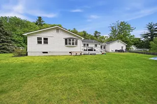 11 W Winkley St, Amesbury, MA 01913 - Photo 33