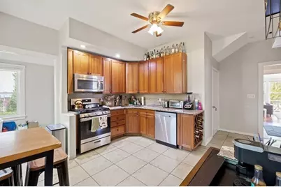 3 Ware St, Boston, MA 02125 - Photo 7