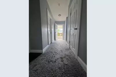 19 Wareham St, Springfield, MA 01108 - Photo 3