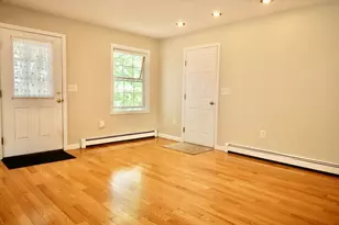37 Green St, Gloucester, MA 01930 - Photo 13