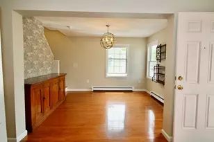 37 Green St, Gloucester, MA 01930 - Photo 7