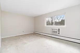 146 Bishop Dr, Framingham, MA 01702 - Photo 7