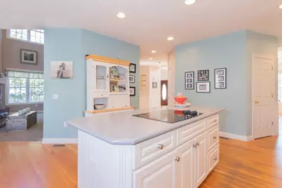 12 Kristen Circle, North Attleboro, MA 02760 - Photo 9