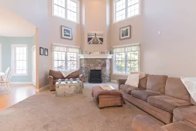 12 Kristen Circle, North Attleboro, MA 02760 - Photo 3
