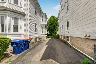 184 County St, New Bedford, MA 02740 - Photo 5