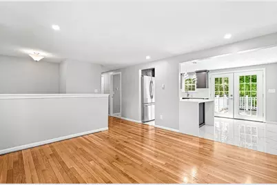 18 Adams St, Plymouth, MA 02360 - Photo 7