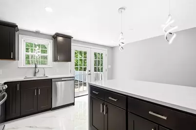 18 Adams St, Plymouth, MA 02360 - Photo 11