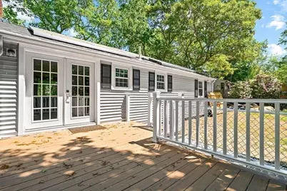 18 Adams St, Plymouth, MA 02360 - Photo 9