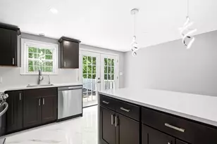 18 Adams St, Plymouth, MA 02360 - Photo 11