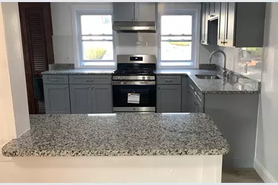 529 Pleasant St #C, Malden, MA 02148 - Photo 5