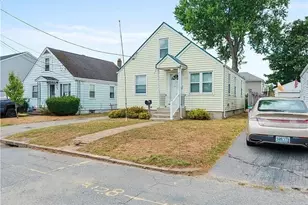 85 Manistee St, Pawtucket, RI 02861 - Photo 1