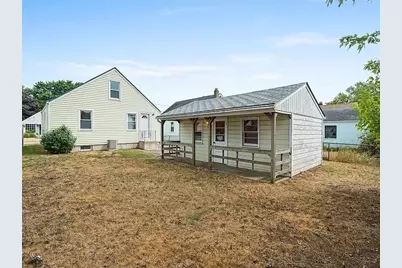 85 Manistee St, Pawtucket, RI 02861 - Photo 11