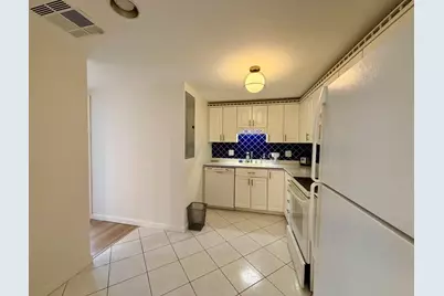12 Nineth St #805, Medford, MA 02155 - Photo 5