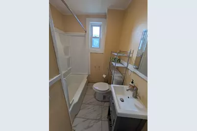 787 Dwight St #3C, Holyoke, MA 01040 - Photo 9