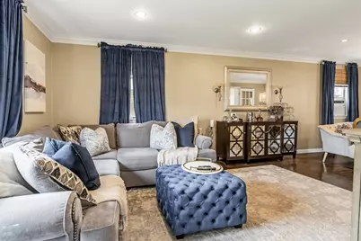 19 Bridgham St, Methuen, MA 01844 - Photo 7