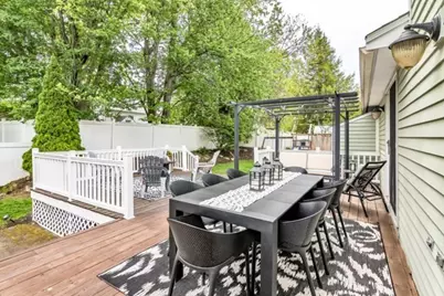 19 Bridgham St, Methuen, MA 01844 - Photo 29