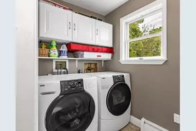 19 Bridgham St, Methuen, MA 01844 - Photo 23