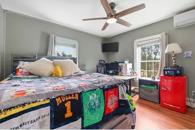235 Middleboro Rd, Freetown, MA 02717 - Photo 17
