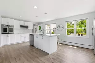 235 Middleboro Rd, Freetown, MA 02717 - Photo 21