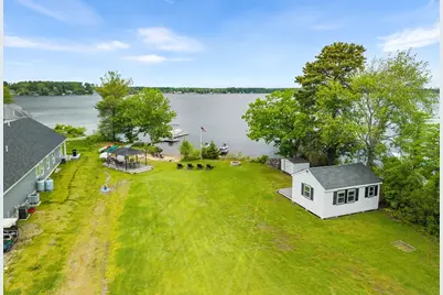 235 Middleboro Rd, Freetown, MA 02717 - Photo 37