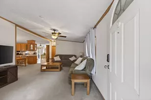 96 Songbird Ln, Tiverton, RI 02878 - Photo 11